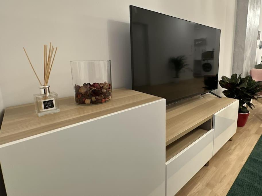 Art Apartment บูคาเรสต์ ภายนอก รูปภาพ
